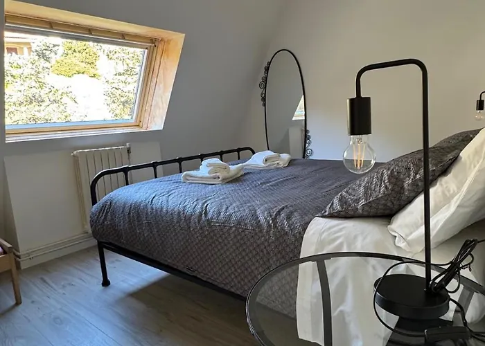 81, Bright Miniloft With View Barni